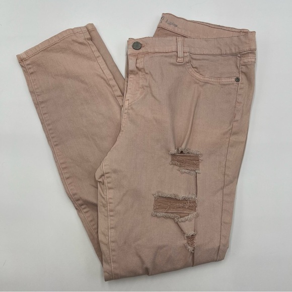 Stylish Distressed Pink Jeans - Picture 1 of 6